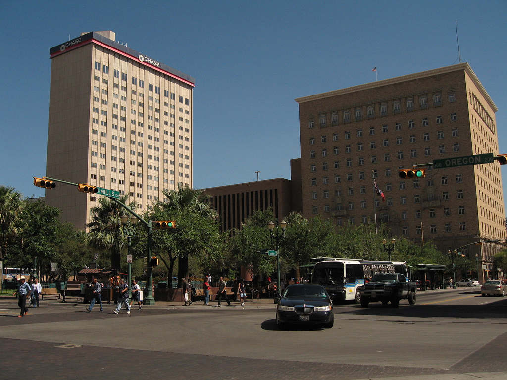 A quiet morning in downtown El Paso, for how much longer? (Lourdes Cueva Chacón/Borderzine.com)