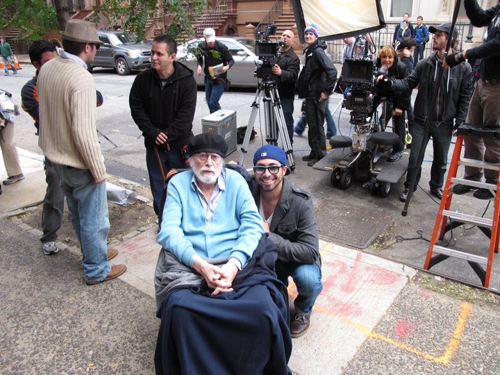 Edy Soto, co-director del cortometraje, posa junto al destacado actor cubano Tomás Milián. (Cortesía de Edy Soto.)