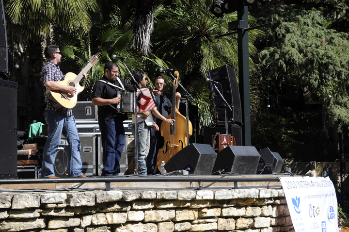 Los Pistoleros de Texas performing at San Antonio International Accordion Festival. (Patrick Desmond/Borderzine.com)
