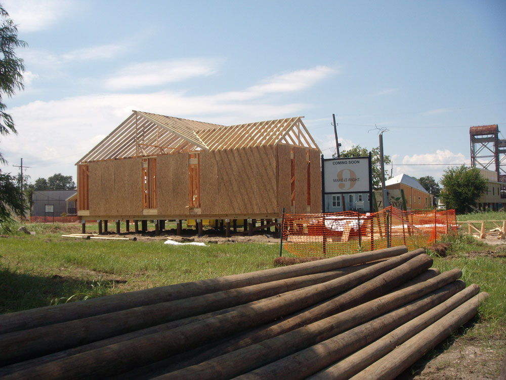 Make It Right home under construction, Lower 9th Ward, New Orleans.  (Natalia Quiroz/Borderzine.com)
