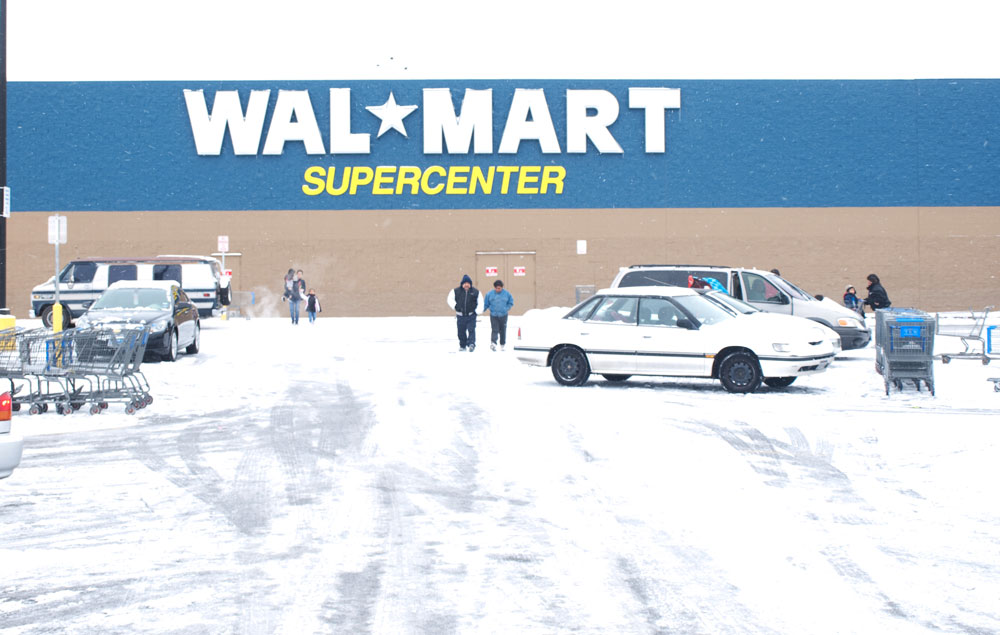 The WalMart at Woodrow Bean was also affected by power outages. (Robert Brown/Borderzine.com)