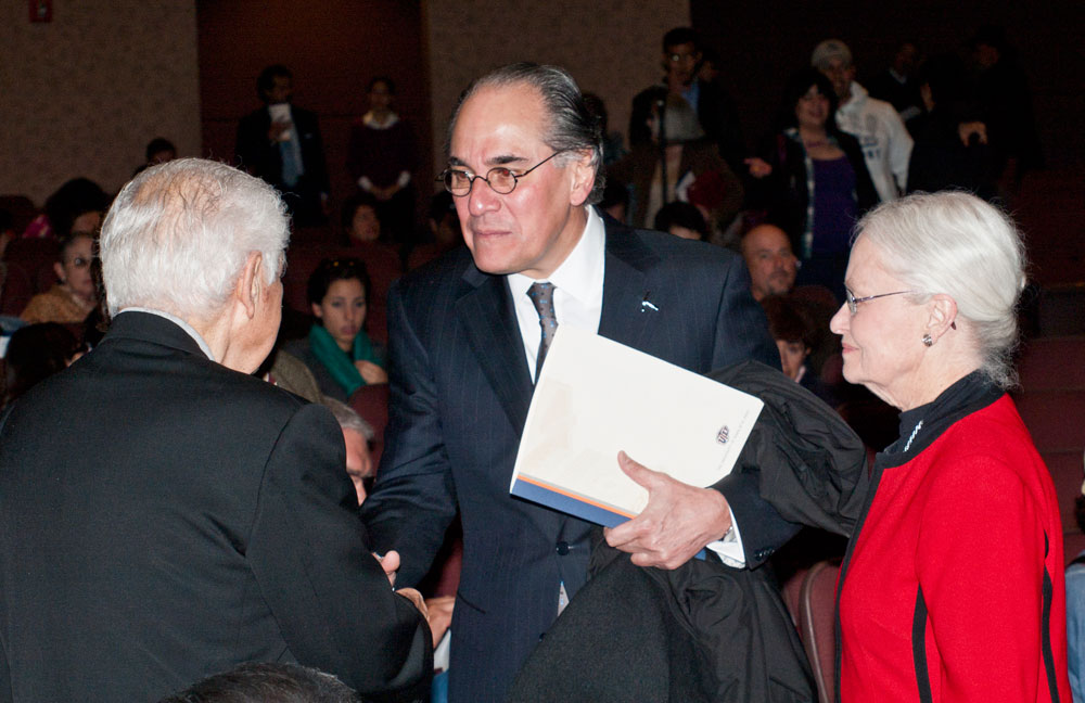 Dr. Blanco and UTEP President, Dr. Natalicio, greet attendees at the Centennial Lectures. (Robert Brown/Borderzine.com)