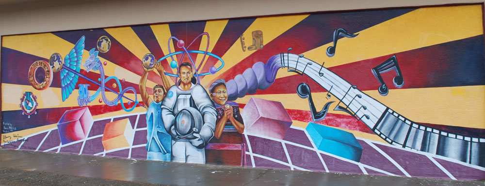 Mural at Aliviane building was produced in counjuction with MeCha. (Annette Baca/Borderzine.com)