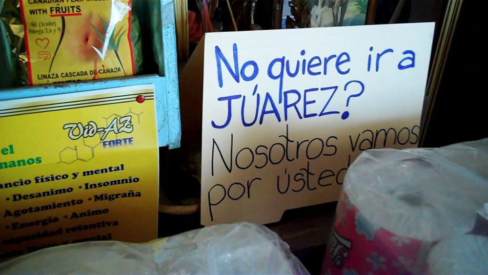 “Don’t want to go to Juarez? We’ll go for you.” (Amanda Duran/Borderzine.com)