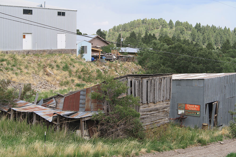 Collapsing corrals in Cloudcroft, New Mexico, where I used to keep my horse Cindy, more than fifty years ago. (Cheryl Howard/Borderzine.com)