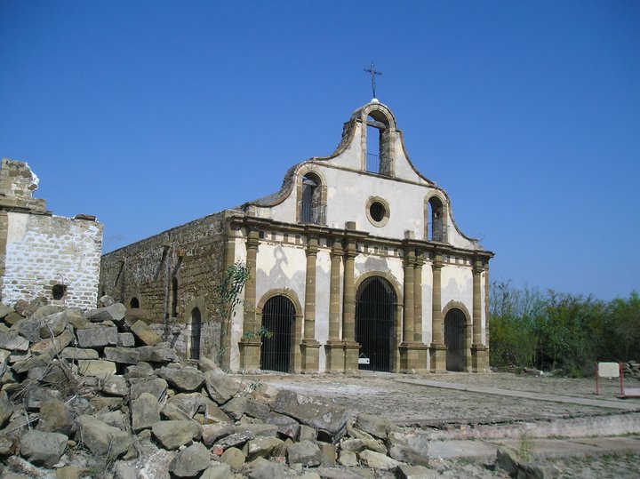 The church at the ruins of Guerrero Viejo, Tamaulipas. (Sergio Chapa/Borderzine.com)