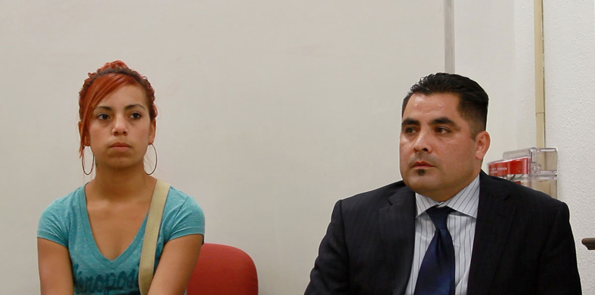 El Paso Immigration Attorney Eduardo Beckett (right) considers that immigration judges in El Paso "have become desensitized to the realities of the violence in Mexico". (Luis Hernández/Borderzine.com)