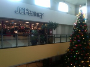 J.C.Penney, one of the preferred places of Mexican shoppers at El Paso. (Mariel Torres/Borderzine.com)