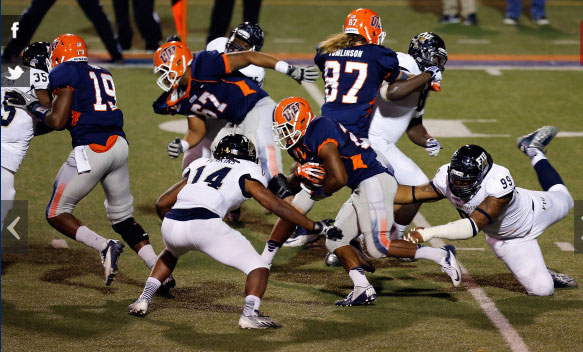 UTEP running back Josh Bell at a recent game vs FIU. (Ivan Pier Aguirre/Courtesy of UTEP Athletics)