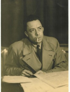 Alber Camus in 1957. (©Robert Edwards, via Wikimedia Commons)